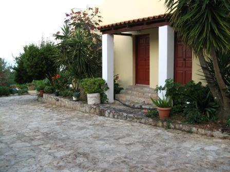Hotel Heleni Apartments Epidaurus Luaran gambar